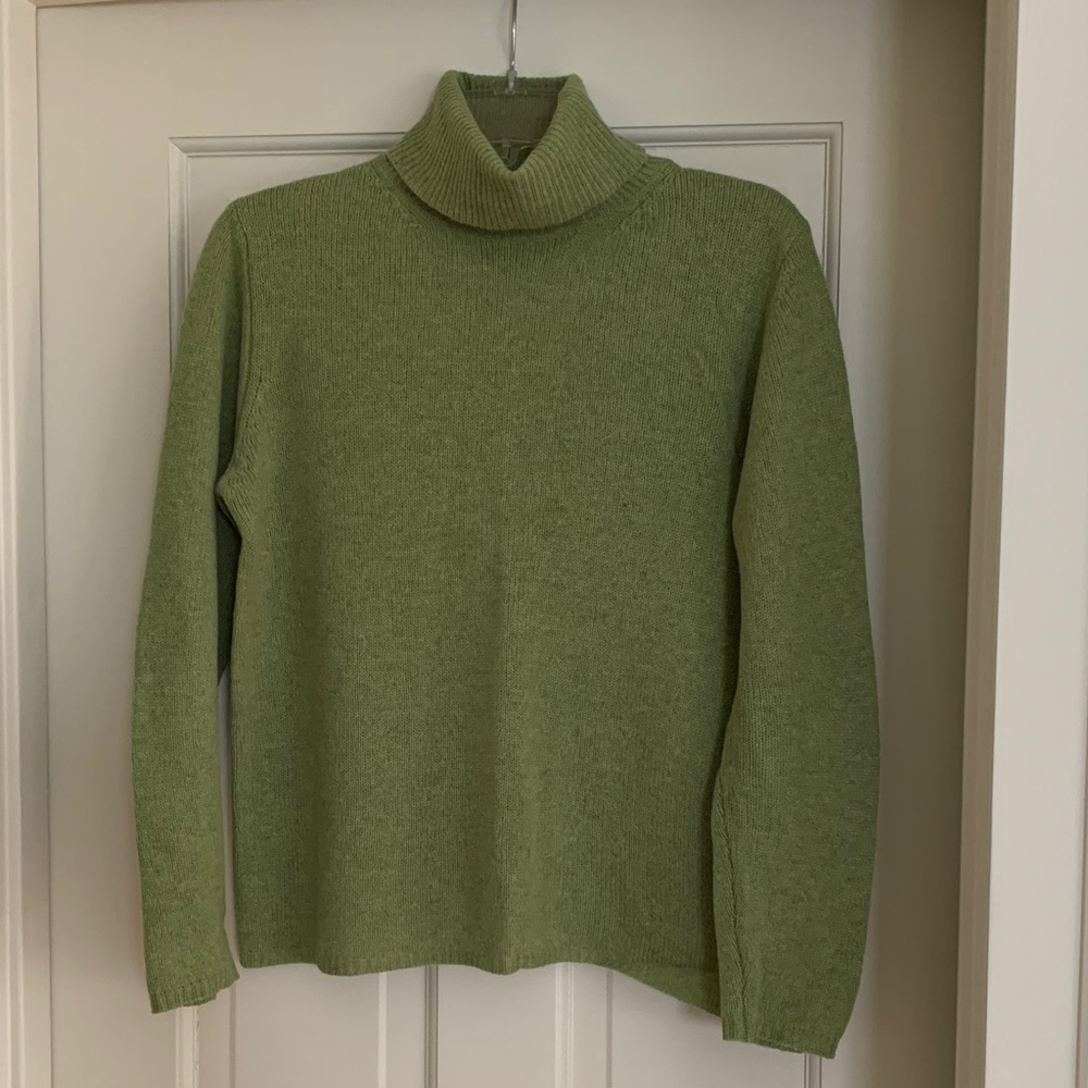 Green Turtleneck Sweater- 100% cashmere